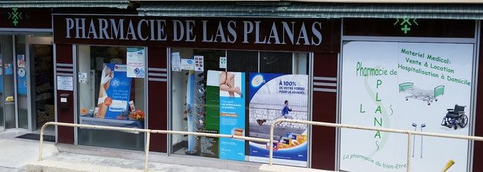 Vitrine et entrée de la Pharmacie de Las Planas